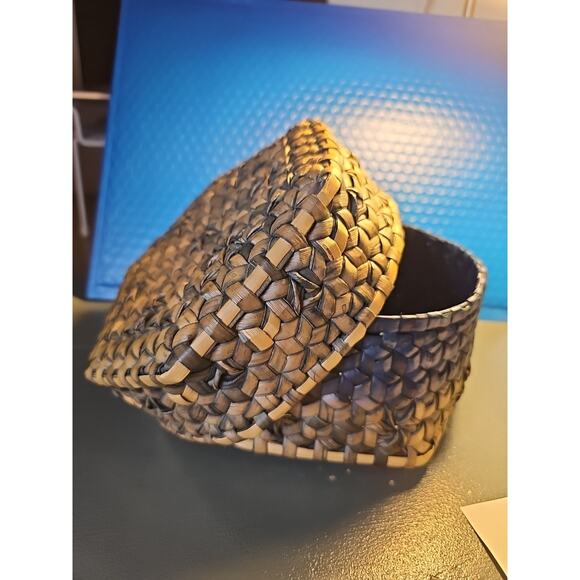 Vintage Woven Grass‎ Basket With Cover. Farmhouse, Sewing. - Picture 2 of 16